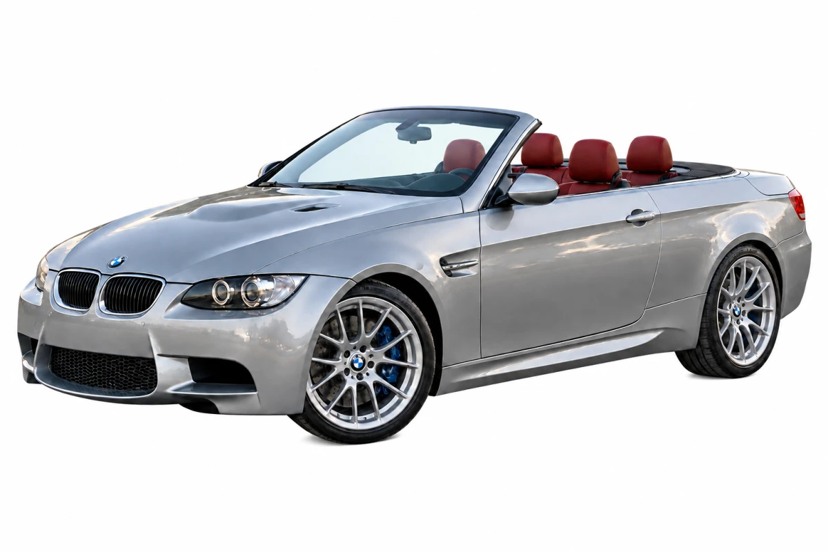 BMW E93 M3 argintiu, decapotat, cu interior din piele roșie – imagine ilustrativă generată cu inteligență artificială.